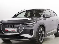Gris Usado 2023 Audi Q4 e-tron S-Line SUV | 51.800 €