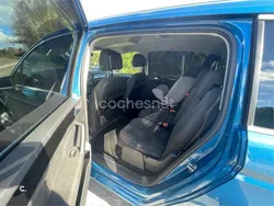 Azul Usado 2016 VW Touran Sportline Monovolumen | 18.100 € (Precio justo)