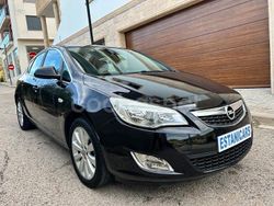Negro Usado 2011 Opel Astra Cosmo Berlina | 6800 € (Precio justo)
