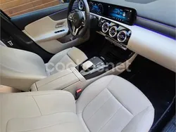 Negro Usado 2021 Mercedes A250 Berlina | 25.000 €