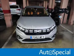 Gris / plata Usado 2023 Dacia Sandero Expression Utilitario | 12.990 € (Buen precio)
