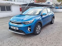 Azul Usado 2024 Kia Stonic SUV | 18.590 € (Precio justo)