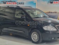 Negro Usado 2010 Ssangyong (KGM) Rodius Limited Monovolumen | 7995 € (Precio justo)