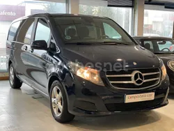 Mercedes V220