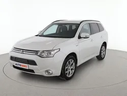Blanco Usado 2015 Mitsubishi Outlander P-HEV Motion SUV | 15.099 € (Buen precio)