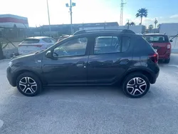 Gris Usado 2020 Dacia Sandero Comfort Utilitario | 12.500 € (Un poco caro)