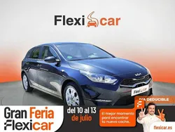 Amarillo Usado 2022 Kia Ceed Berlina | 14.590 € (Super precio)