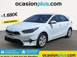 Blanco Usado 2023 Kia Ceed Utilitario | 16.082 € (Buen precio)