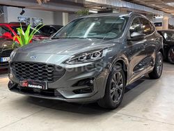 Gris / plata Usado 2022 Ford Kuga ST-Line X SUV | 25.800 € (Precio justo)