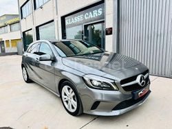 Gris / plata Usado 2016 Mercedes A200 Urban Berlina | 17.999 € (Precio justo)