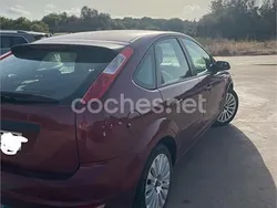 Granate Usado 2005 Ford Focus Trend Berlina | 3500 € (Precio justo)