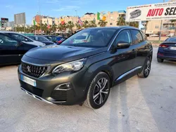 Gris Usado 2017 Peugeot 3008 Allure SUV | 14.500 € (Un poco caro)