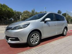Gris Usado 2015 Renault Grand Scénic III Dynamique Monovolumen | 10.900 € (Un poco caro)