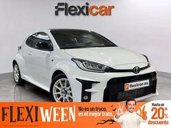 Blanco Usado 2022 Toyota Yaris Utilitario | 33.690 € (Precio justo)