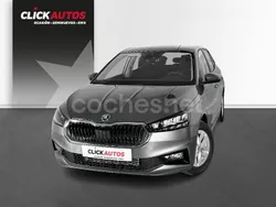 Gris Usado 2024 Skoda Fabia Ambition Berlina | 18.500 € (Precio justo)