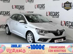 Plateado Usado 2020 Renault Mégane IV Business Berlina | 12.990 € (Precio justo)