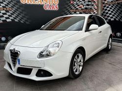 Blanco Usado 2011 Alfa Romeo Giulietta Distinctive Utilitario | 7300 € (Precio justo)
