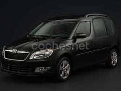 Negro Usado 2014 Skoda Roomster Elegance Monovolumen | 9999 €