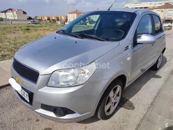 Gris / plata Usado 2009 Chevrolet Aveo LT Berlina | 4250 € (Precio justo)