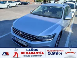 Gris Usado 2021 VW Passat Executive Familiar | 21.650 € (Precio justo)