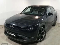 Negro Usado 2024 Mazda MX30 Ad'Vantage SUV | 26.400 € (Super precio)