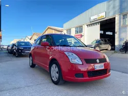 Rojo Usado 2006 Suzuki Swift GL Berlina | 3500 € (Precio justo)