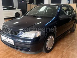 Azul Usado 2002 Opel Astra Club Berlina | 2950 € (Un poco caro)