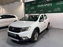 Blanco Usado 2017 Dacia Sandero Lauréate Utilitario | 8990 € (Precio justo)