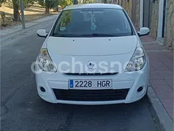 Blanco Usado 2011 Renault Clio II Authentique Berlina | 4100 € (Precio justo)