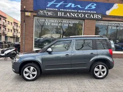Gris Usado 2016 Skoda Yeti Outdoor Active SUV | 10.990 €