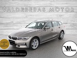 Gris / plata Usado 2022 BMW 330e Comfort Edition Familiar | 36.900 € (Precio justo)
