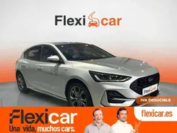 Gris Usado 2023 Ford Focus ST-Line Berlina | 15.490 € (Super precio)