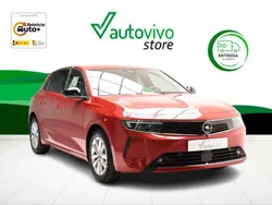 Rojo Nuevo 2025 Opel Astra Edition Berlina | 22.700 € (Precio justo)