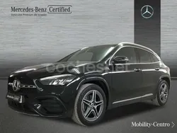 Negro cosmos Usado 2024 Mercedes GLA200 AMG line SUV | 43.300 € (Precio justo)