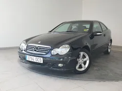 Negro Usado 2004 Mercedes C180 Avantgarde Berlina | 5400 € (Buen precio)