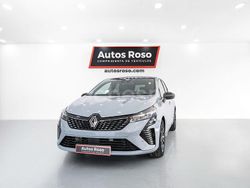 Gris / plata Usado 2024 Renault Clio V Techno Berlina | 17.990 € (Un poco caro)