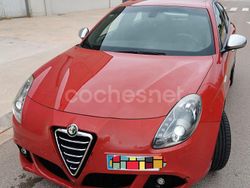 Rojo Usado 2012 Alfa Romeo Giulietta Distinctive Utilitario | 6250 € (Buen precio)