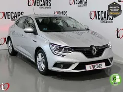 Plateado Usado 2020 Renault Mégane IV Business Berlina | 13.900 € (Precio justo)