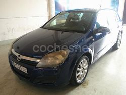 Azul Usado 2006 Opel Astra Cosmo Berlina | 1890 € (Buen precio)