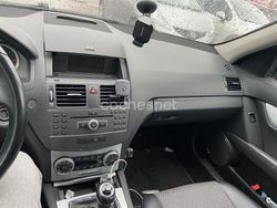 Negro Usado 2010 Mercedes C180 Avantgarde Berlina | 10.000 € (Caro)