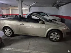 Beige Usado 2004 Renault Mégane Cabriolet Dynamique Descapotable | 3500 € (Precio justo)
