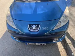 Azul Usado 2007 Peugeot 207 Premium Berlina | 2200 € (Buen precio)