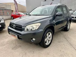 Gris Usado 2006 Toyota RAV4 Executive SUV | 9600 €