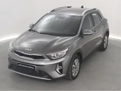 Gris Usado 2024 Kia Stonic SUV | 20.492 € (Precio justo)