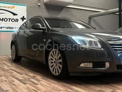 Beige Usado 2010 Opel Insignia Cosmo Berlina | 5499 € (Buen precio)