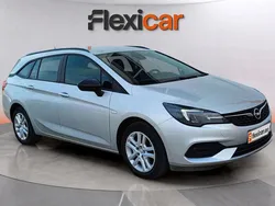 Gris Usado 2021 Opel Astra Familiar | 10.590 € (Super precio)