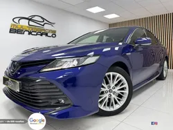 Azul Usado 2020 Toyota Camry Advance Berlina | 29.900 € (Un poco caro)