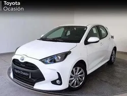Blanco Usado 2023 Toyota Yaris Hybrid Active | 21.400 € (Precio justo)