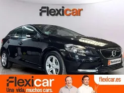 Negro Usado 2018 Volvo V40 Momentum Familiar | 15.690 € (Buen precio)