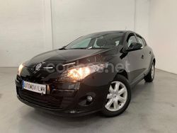Negro Usado 2012 Renault Mégane III Dynamique Berlina | 5990 € (Precio justo)